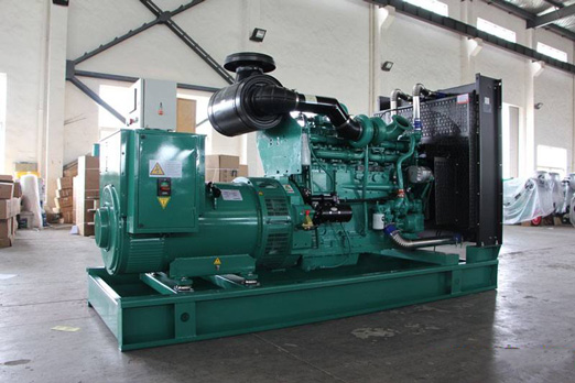 齐河320kw康明斯柴油发电车出租组图片 齐河320kw康明斯柴油发电车出租组图片